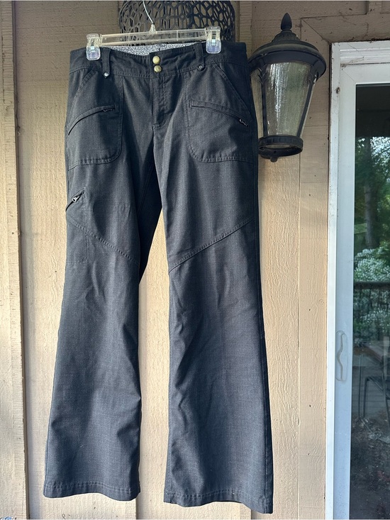 Athleta Pants - Athleta Women's Duster Cargo Pants in a charcoal gray
